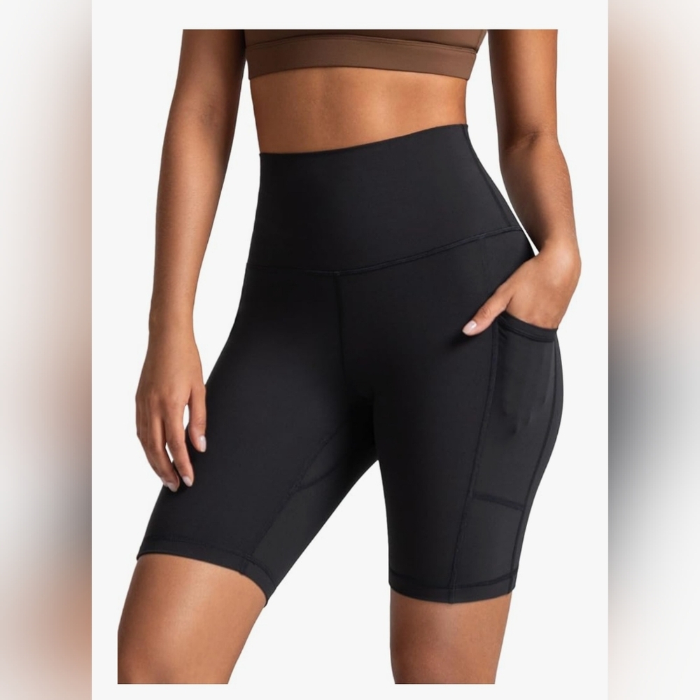 NWT Colorfulkoala Black Women's High-Waisted Shorts w/pkts